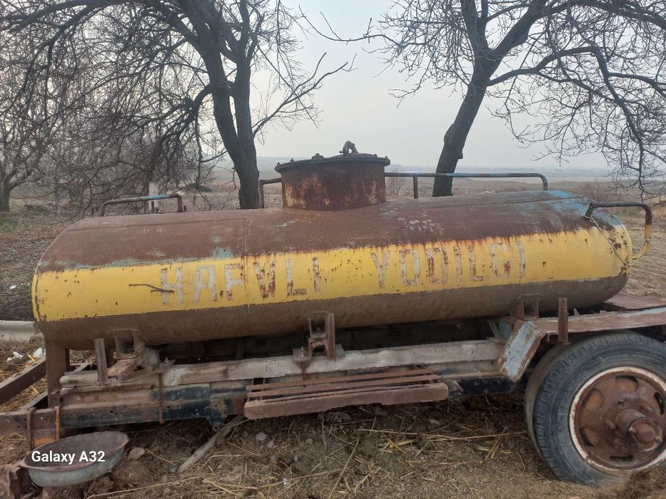 Ёмкость бочка 2 тонналик