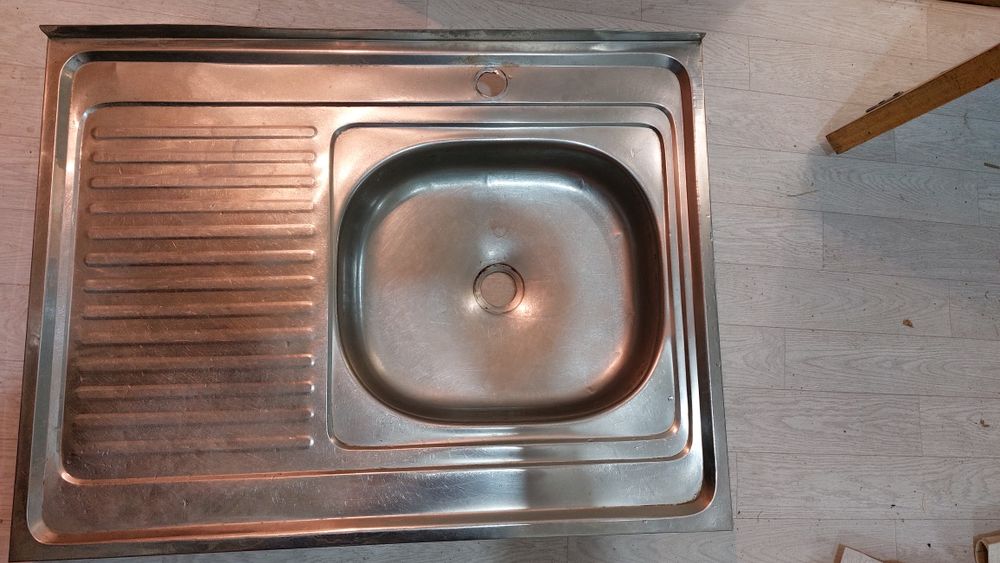 Продам ракавину .