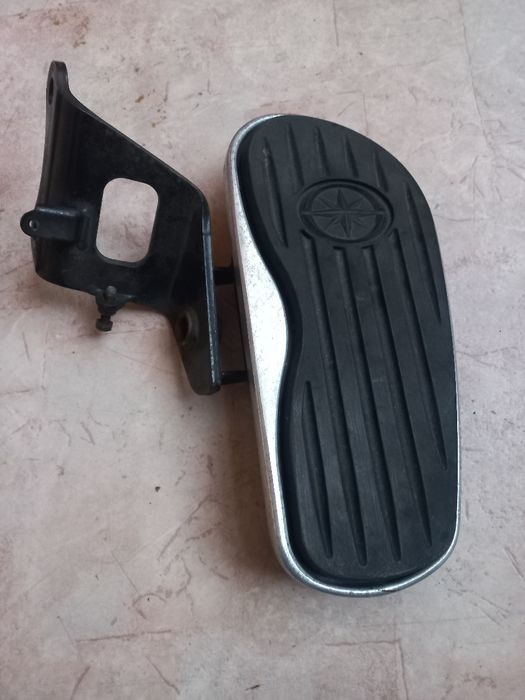 Yamaha XVS650 DragStar V-Star Classic Степенки Платформи