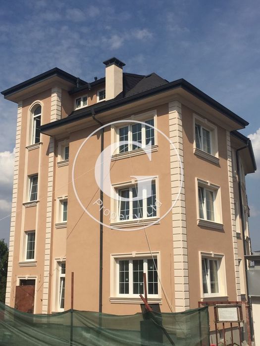 Склад в София-Драгалевци площ 7 цена 65