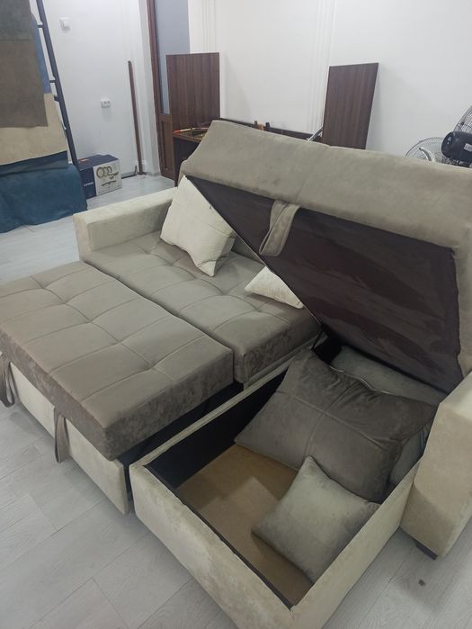 Raskladnoy uglavoy divan