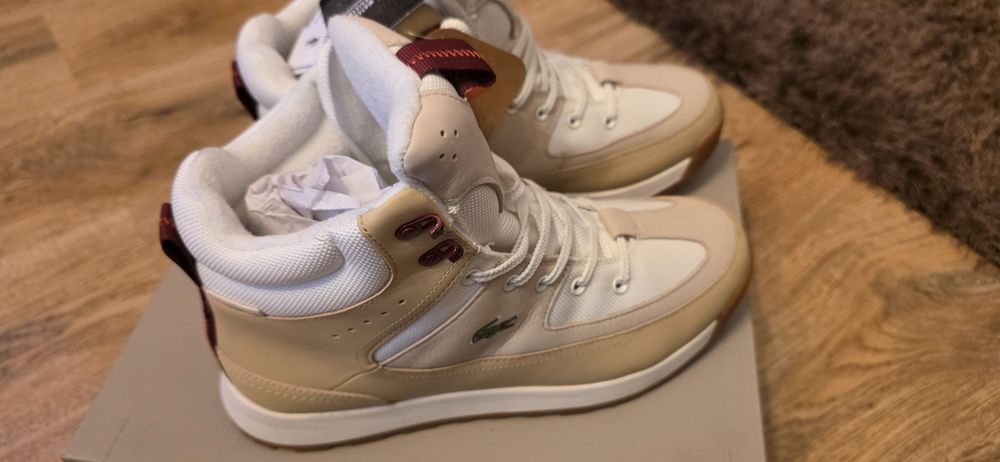 Vând ghete imblanite Lacoste