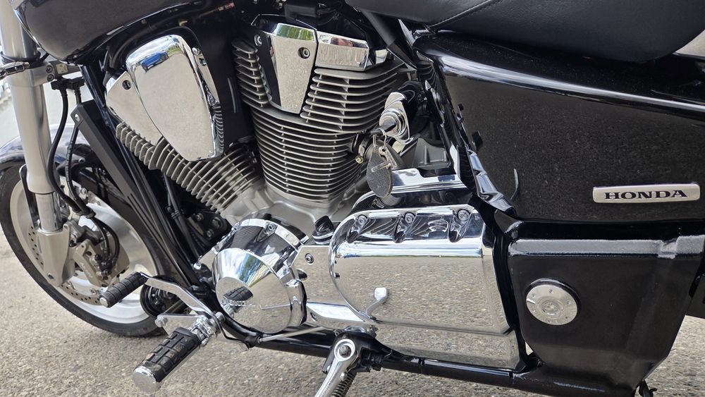 Honda VTX 1800 super intretinut