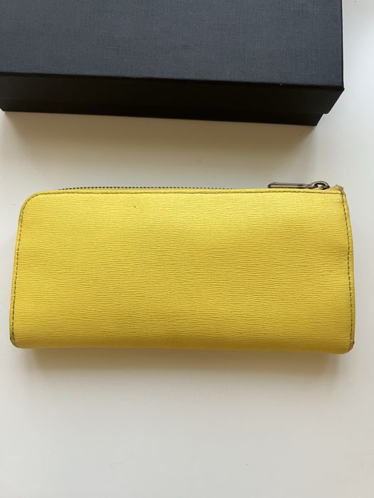 Жълто портмоне Furla