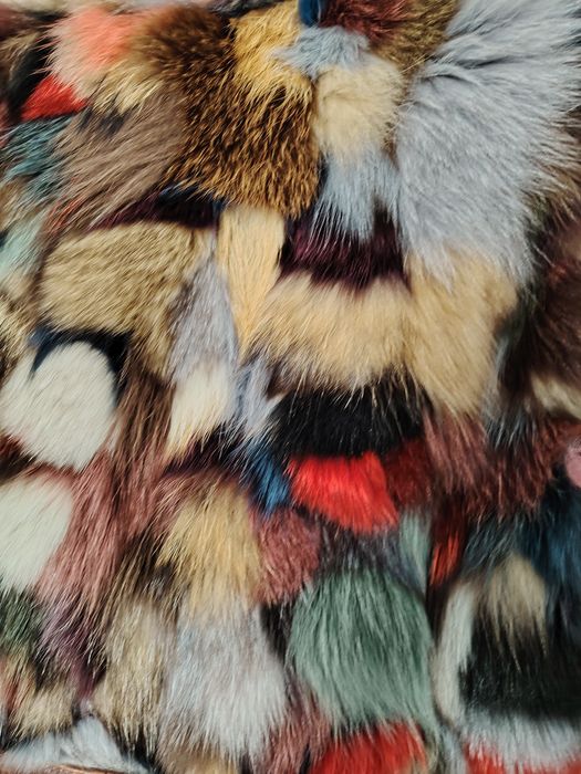 Vând vestă blană de vulpe superbă!