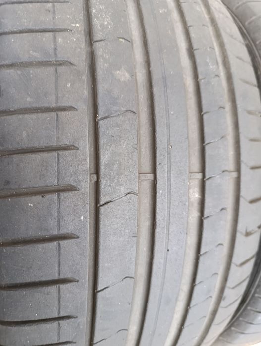 Летни гуми Pirelli 255/40/21 Pzero