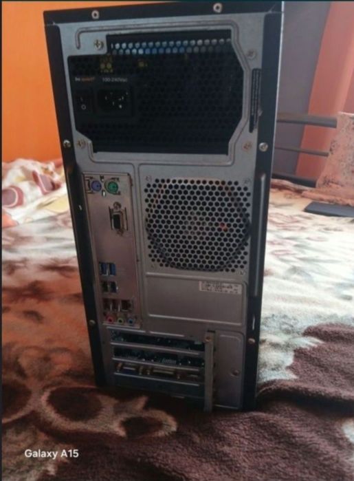 Vand unitate pc asus g11  i3 ,16gb  gtx 750
