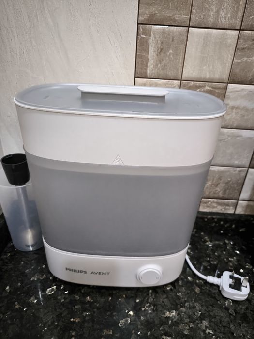 Детское кресло CHICCO
Cтерилизатор PHILIPS
Детская кроватка