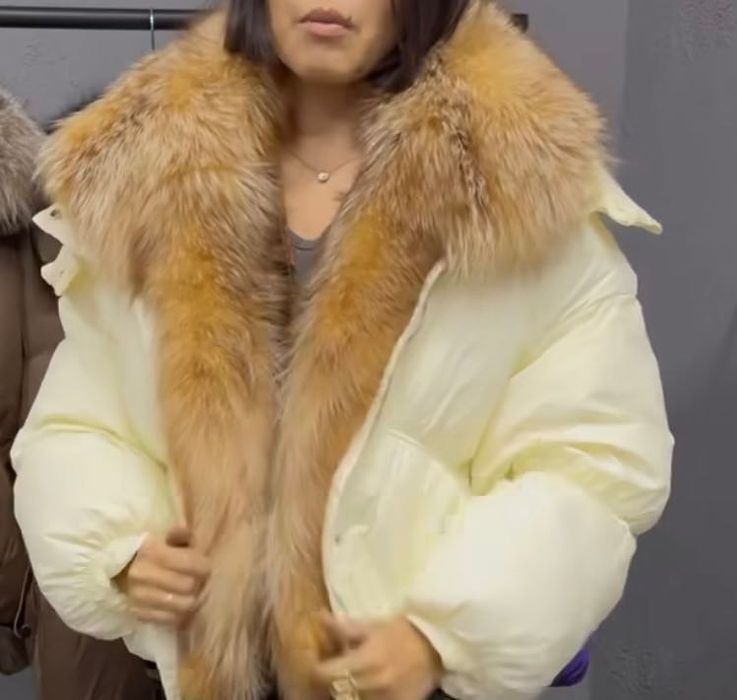 Женская белая куртка