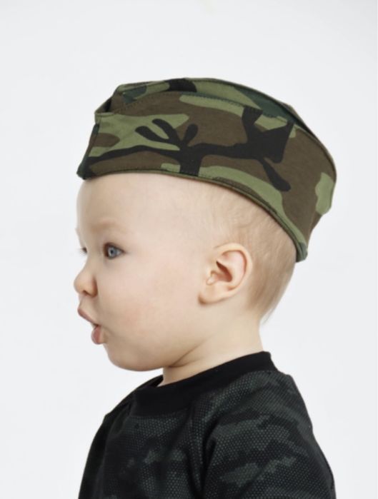 Военная одежда пилотка галстук