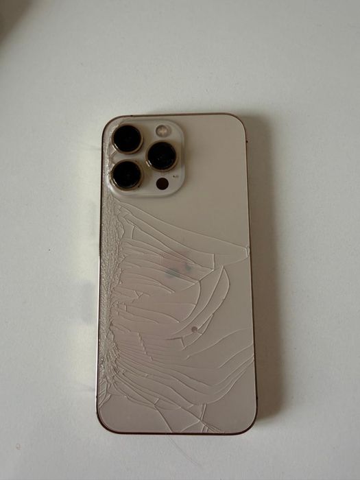 продам iphone 13 pro