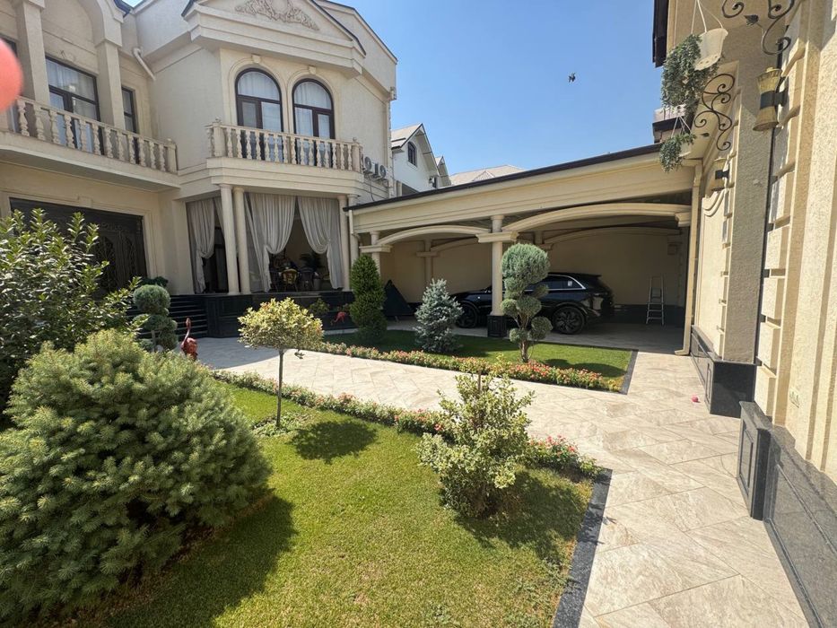 Продаётся Шикарный Евродом.