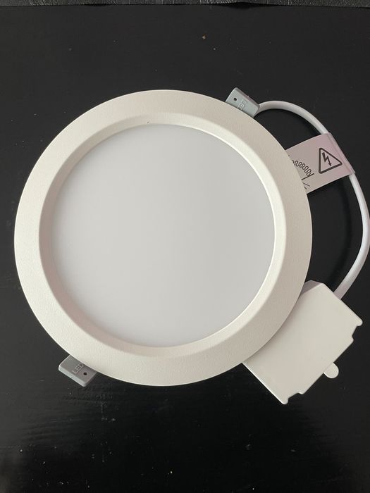 Лед осветителни тела