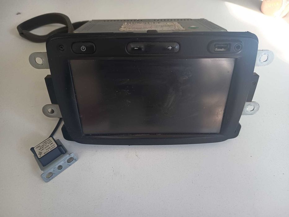 Navigatie, Dacia Logan 2, cod 281153855R