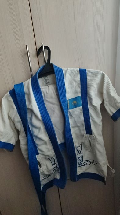 Форма по Казак коресе.,каждая по  2000