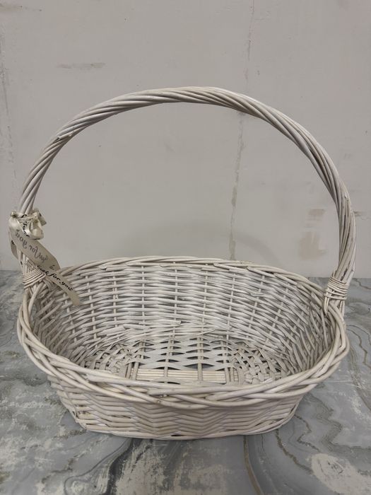 корзина ақ тусте