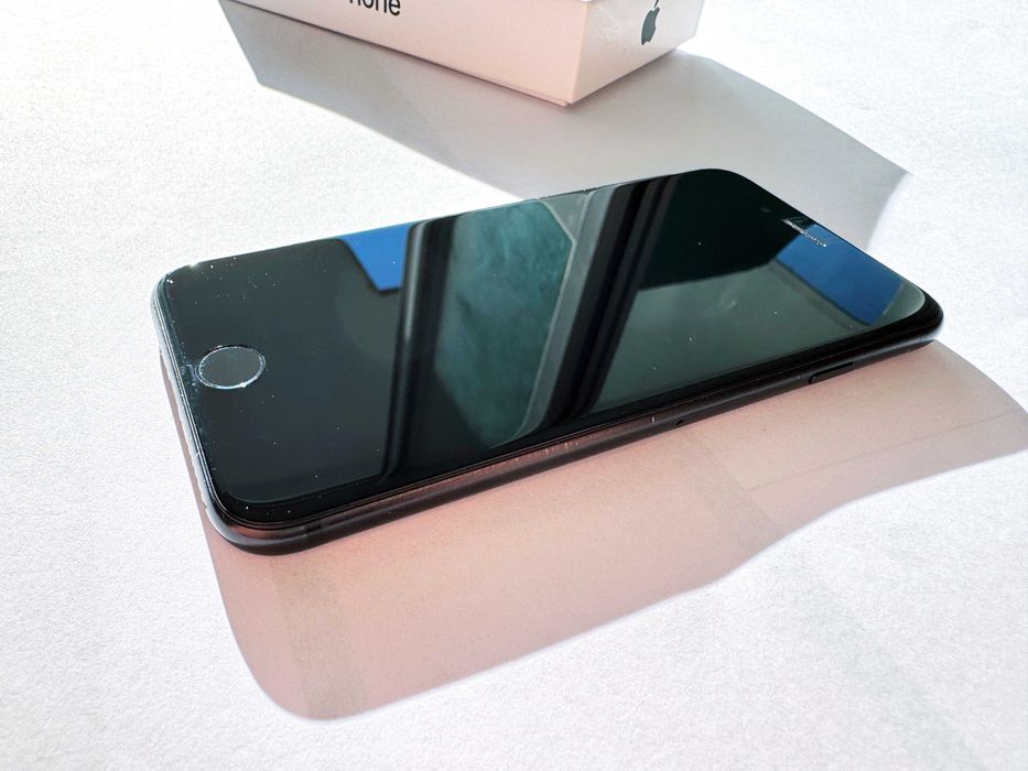 КАТО НОВ iPhone SE 2022 64GB Black