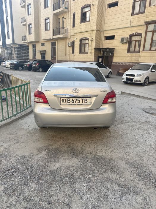 Toyotta Yaris 2008