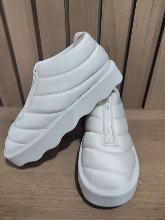 Ботинки из дутого нейлона