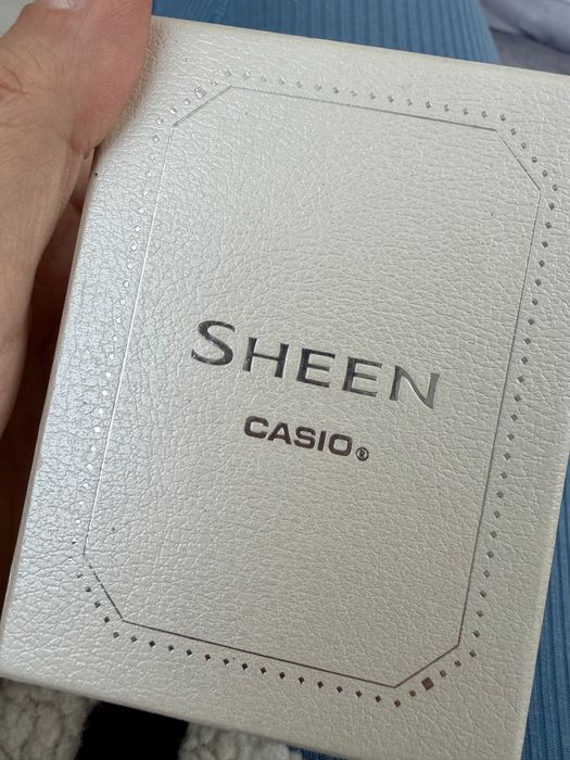 Часовник CASIO от колекцията SHEEN