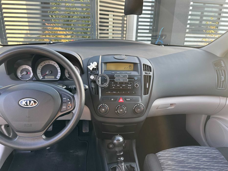Vand Kia Ceed, 2007, 190.000km, stare buna, 3000 euro negociabil