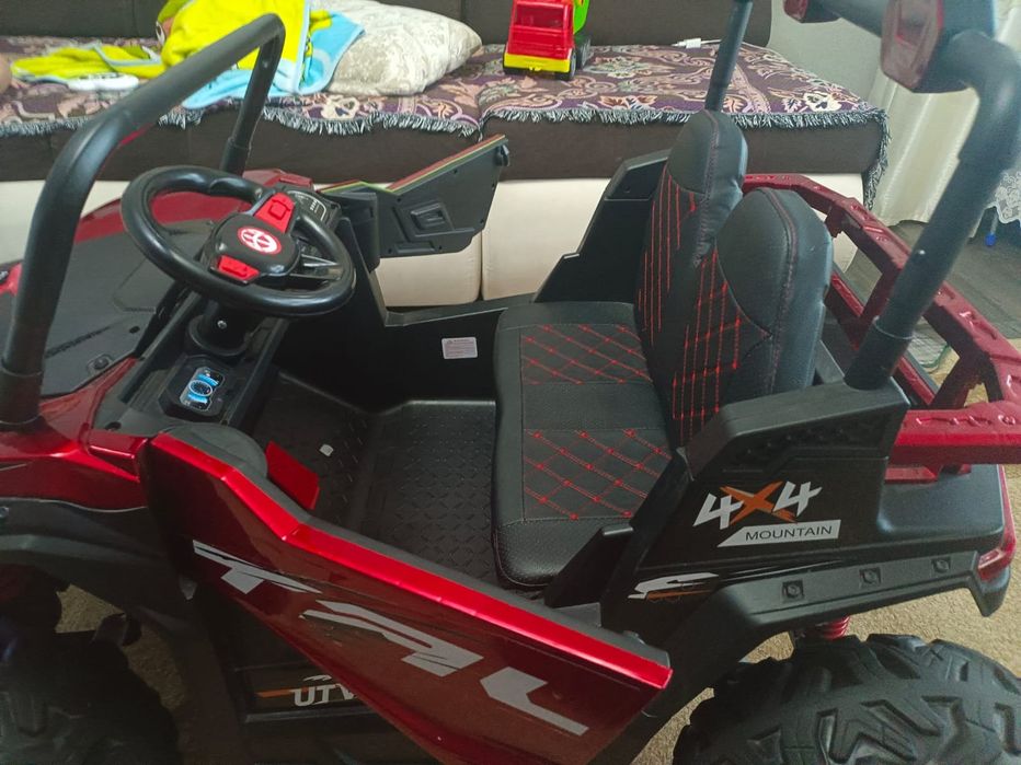 Продается детская машина багги 809