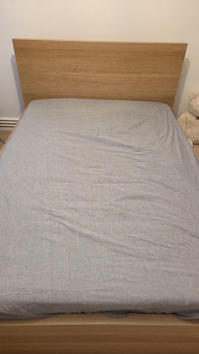 Vând pat IKEA complet