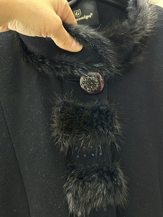 Продам пальто женское 54 р