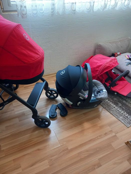 Бебешка количка с аксесоари