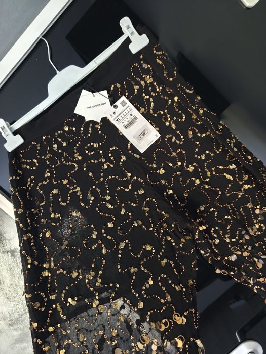 Pantaloni din voal cu paiete mărimea XL