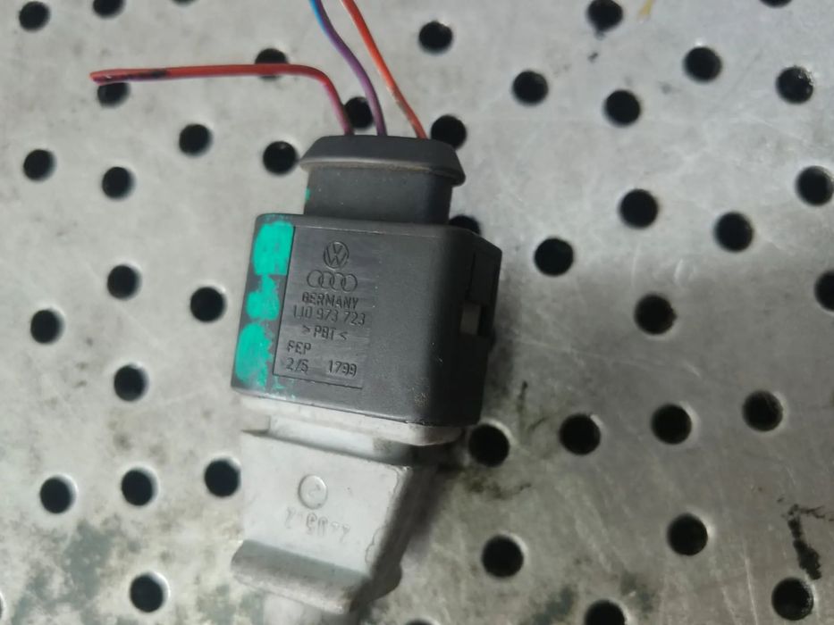 senzor vibrochen 2.0 tdi blb audi a4 b7 a6 c6 1j0973723