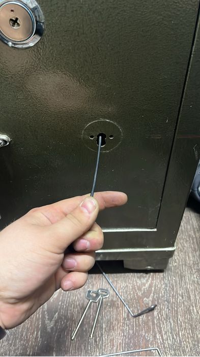 Вскрытие замков | Ключи | Выезд 24/7