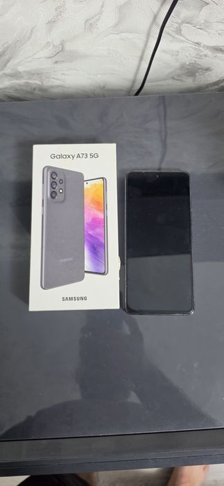 Samsung A 73 5G.