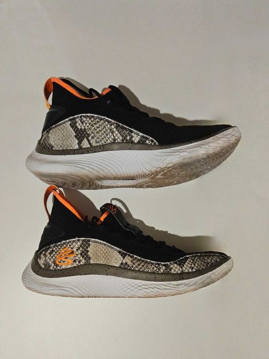 Under Armour Curry 8