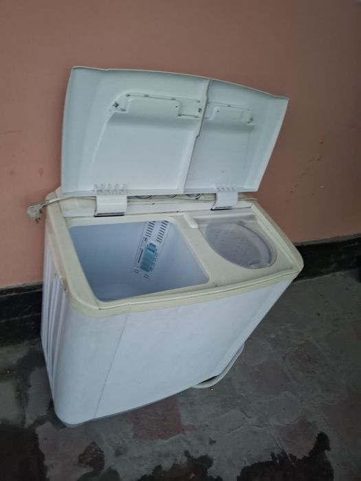 Стиральная машина полуавтомат