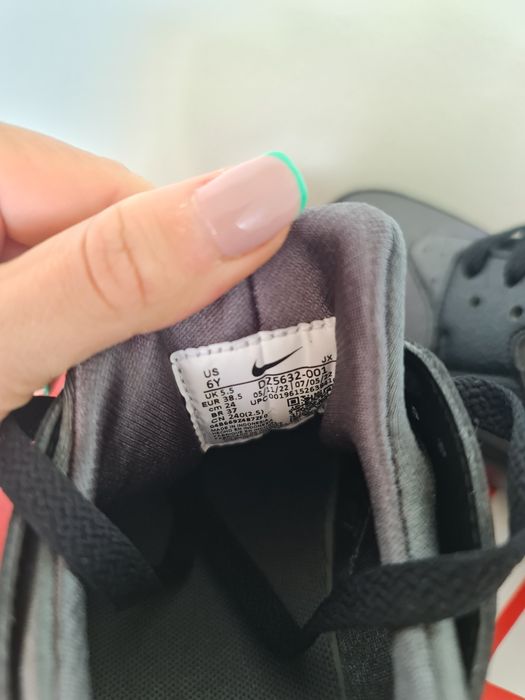 Намалени! Чисто нови Nike huarache run dz5632-001, 38 размер