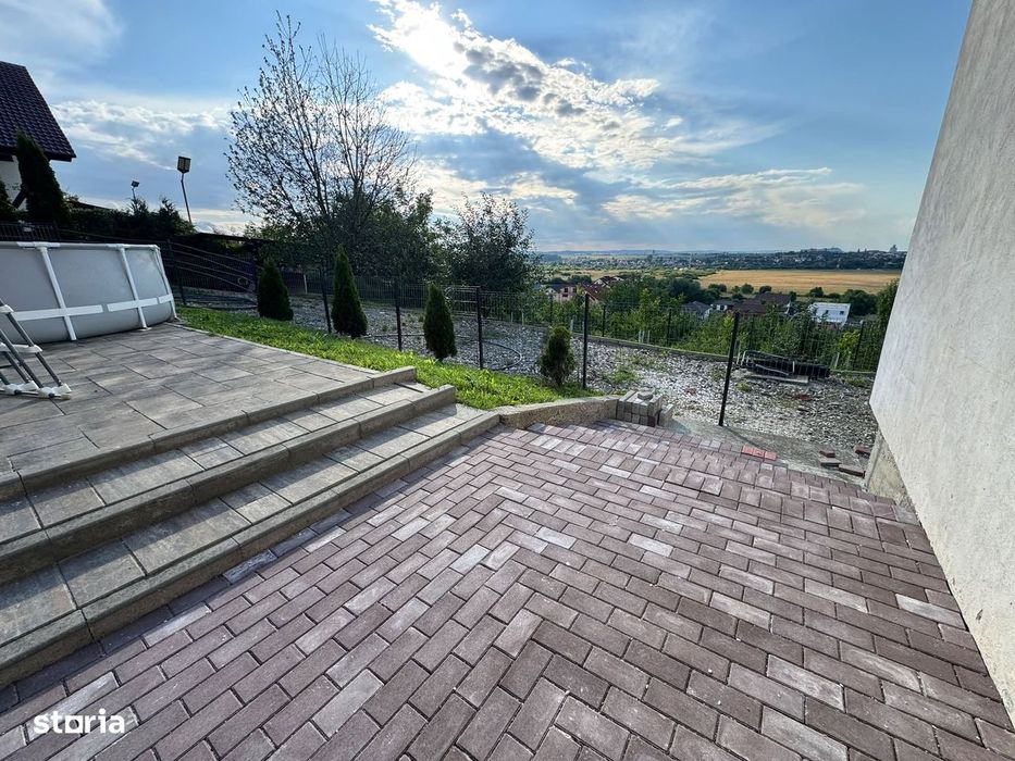 Apartament 90 mp, 3 camere, la casa cu curte, Zona Belvedere