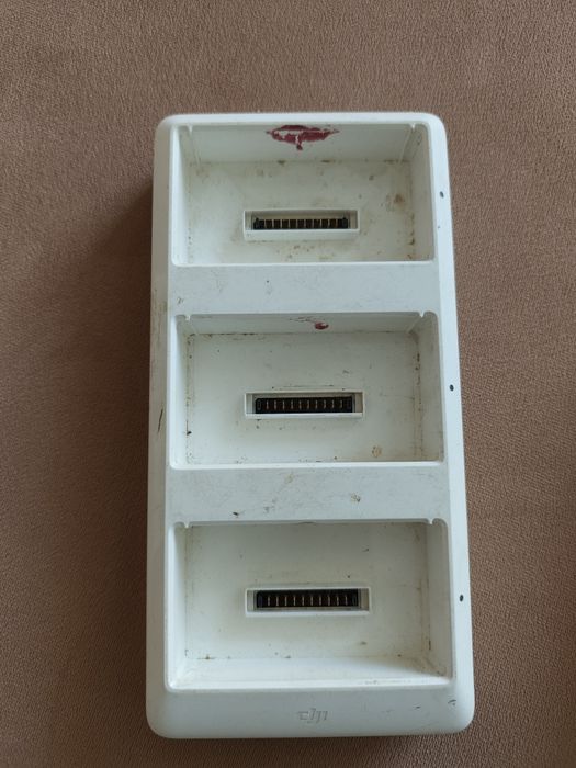 Продам комплект аксессуаров и корпус DJI Phantom 4 / 4 Pro