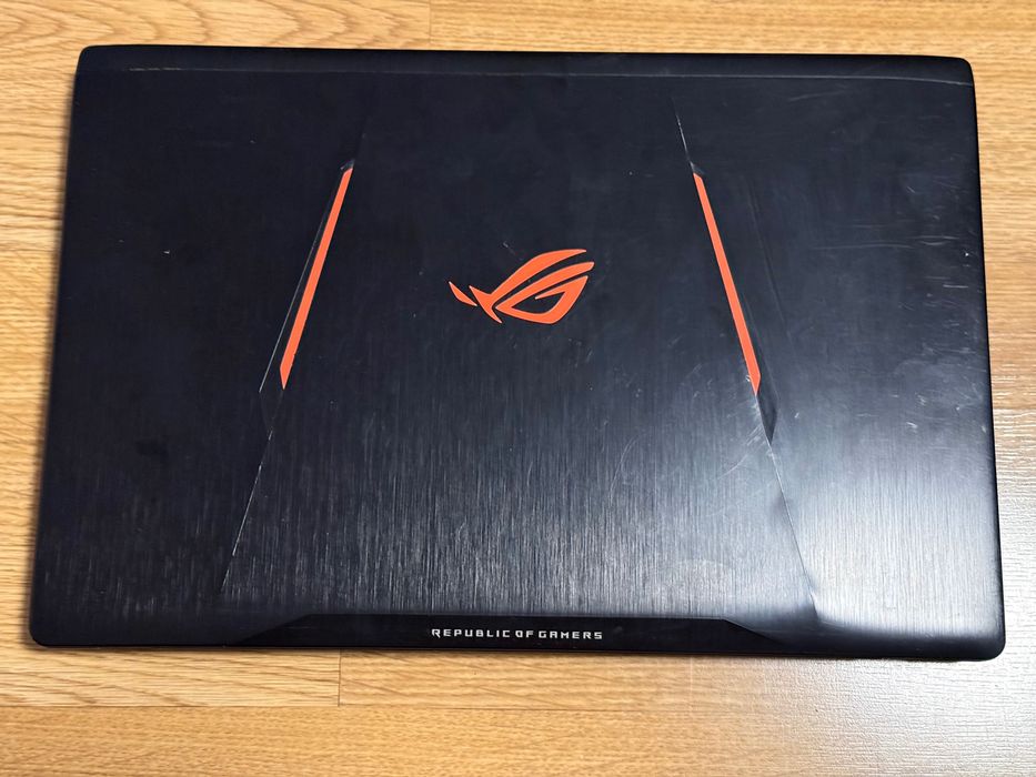 Laptop gaming ASUS ROG Strix , i5 , 16Gb DDR4 , SSD , HDD 1 Tb , GTX 1050 4Gb