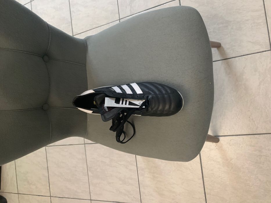Adidasi Incaltaminte