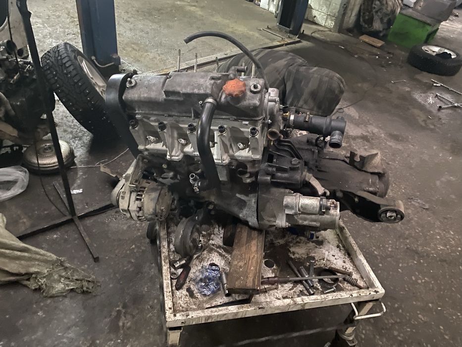 Продам машину ваз 2115