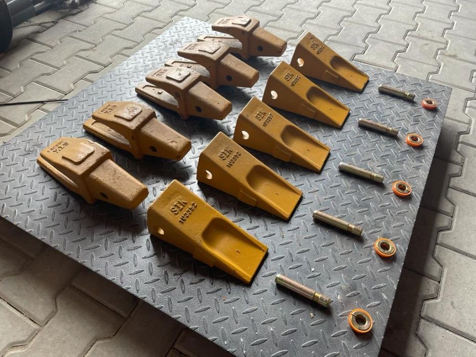 Dinti de cupa CATERPILLAR 20 -25 t marca SIK