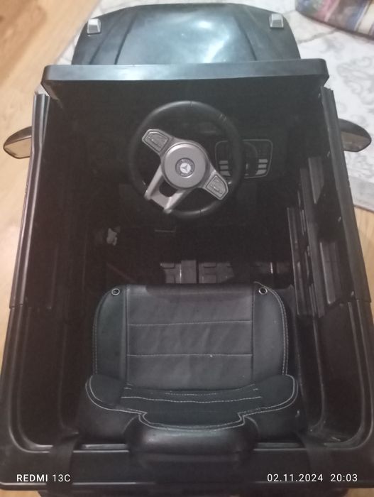 Продам электро машину на пульте