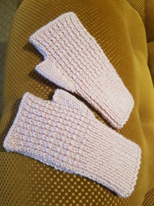 Плетени ръкавички без пръсти и шал