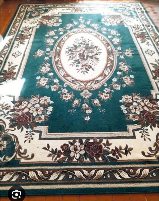 Ковёр 2,5*4 в отличном состоянии