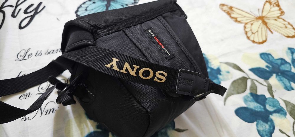 gentuta foto sony cu accesorii