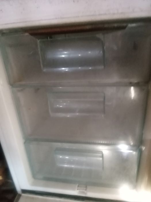 Продам холодильник
