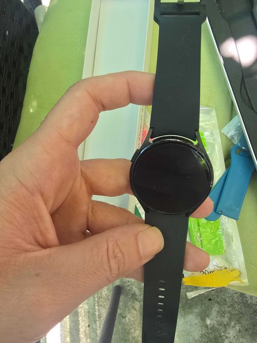 Смарт часовник samsung watch 4