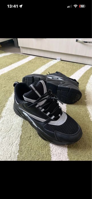 Adidasi b 22 cu 3 folosire