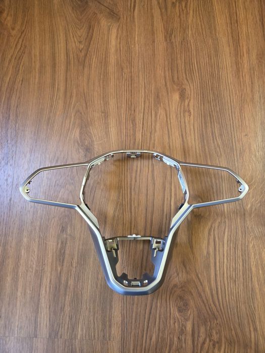 Ornament volan Vw Golf 8